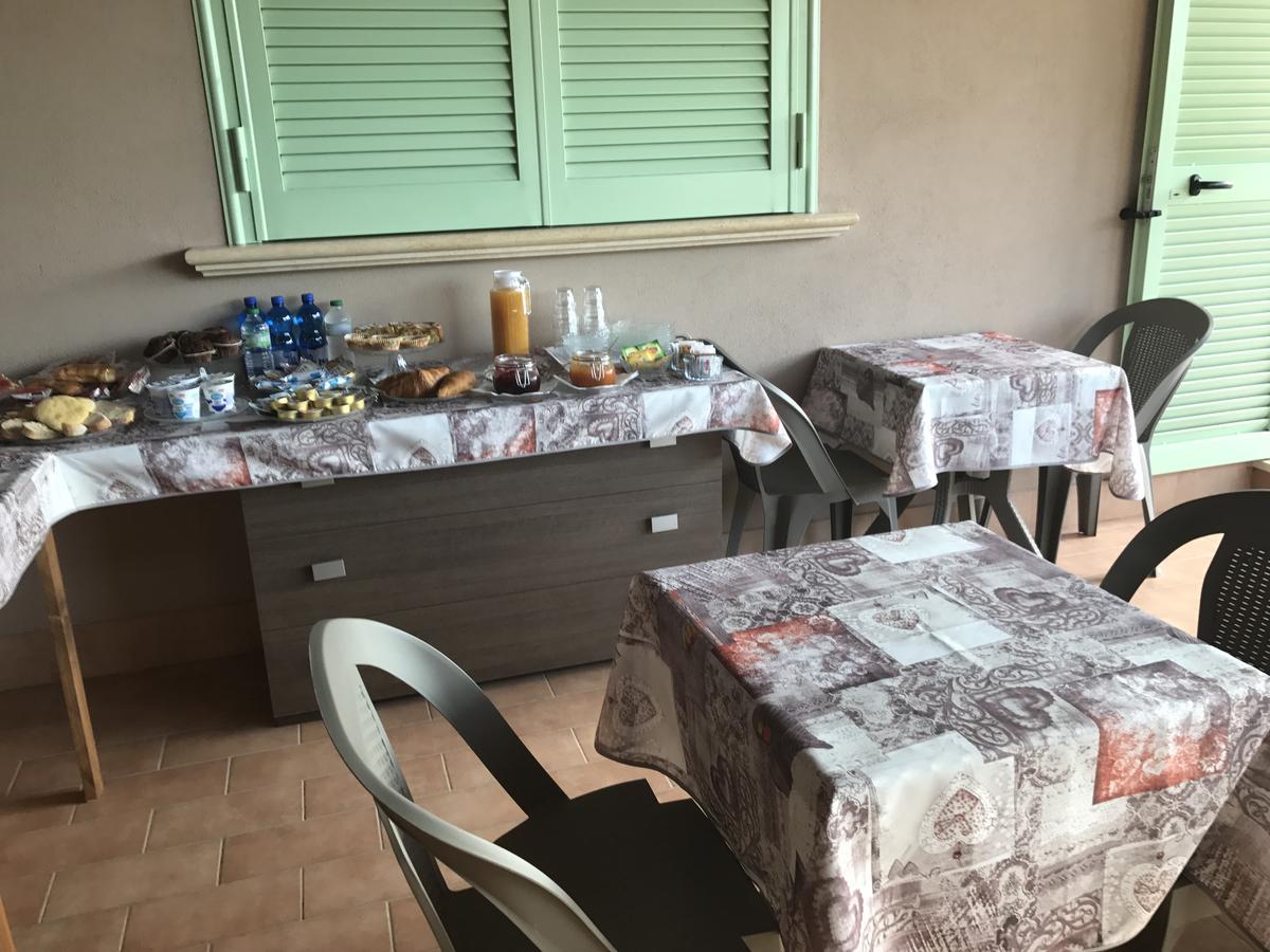 Bed and Breakfast Bba2Passi Marina di Massa Exterior foto