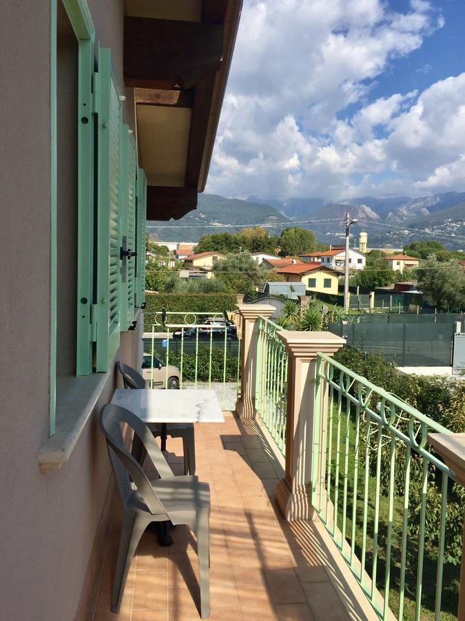 Bed and Breakfast Bba2Passi Marina di Massa Exterior foto