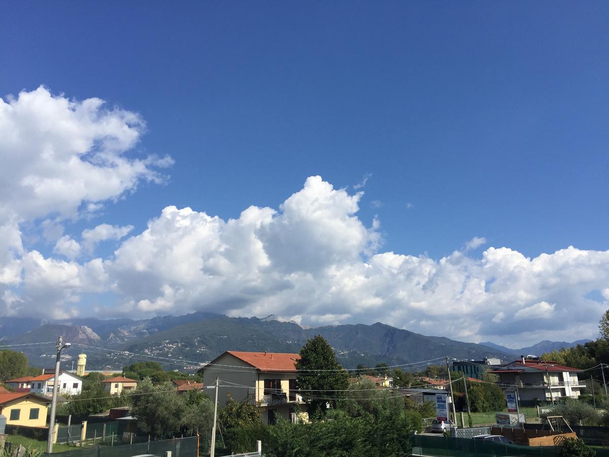 Bed and Breakfast Bba2Passi Marina di Massa Exterior foto