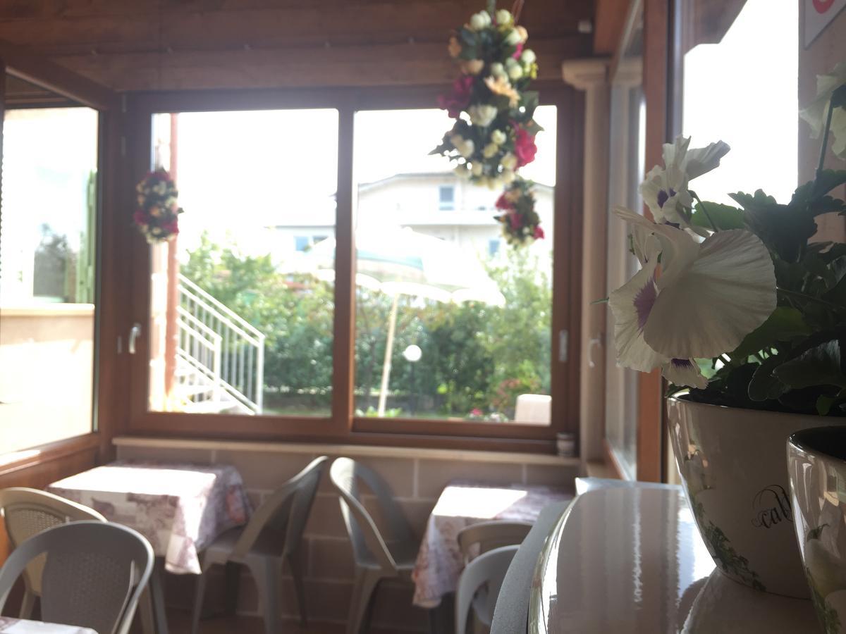 Bed and Breakfast Bba2Passi Marina di Massa Exterior foto