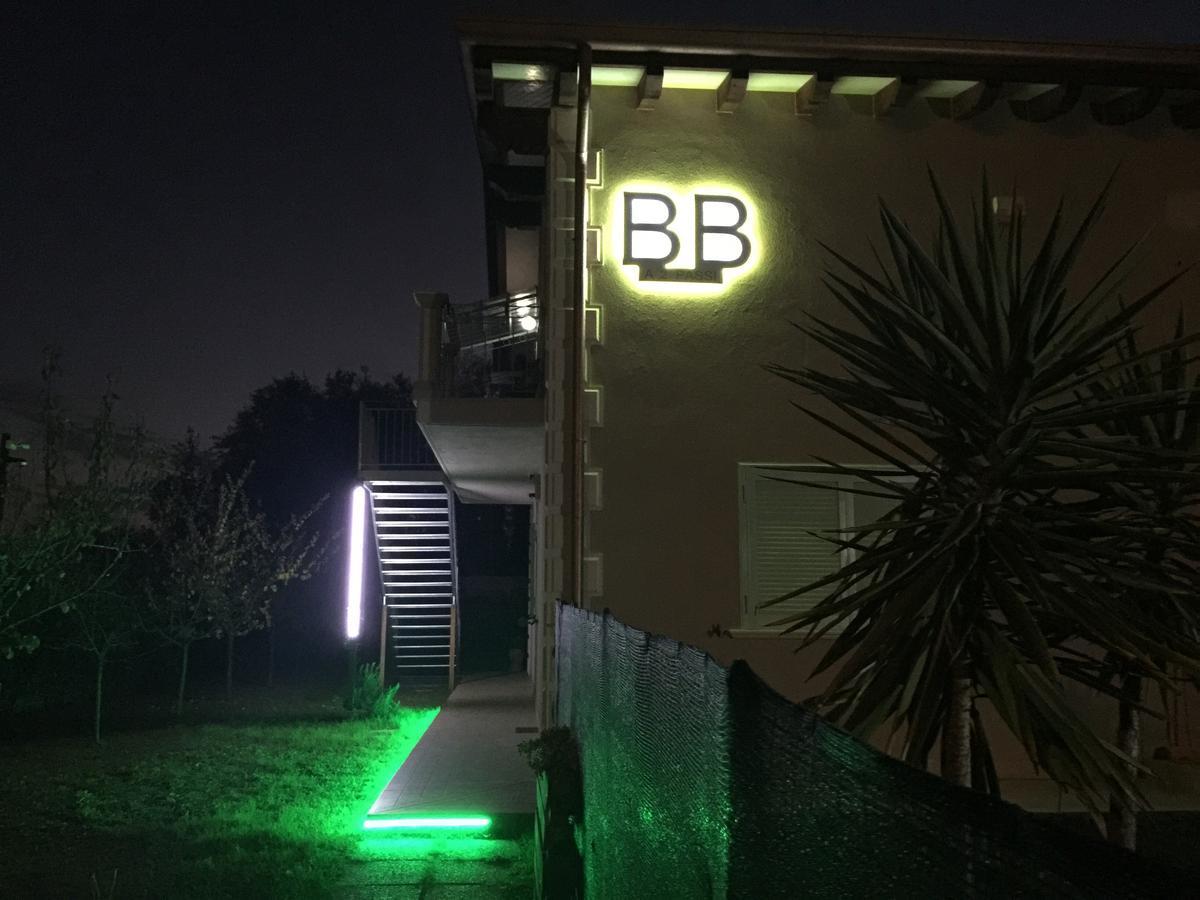 Bed and Breakfast Bba2Passi Marina di Massa Exterior foto